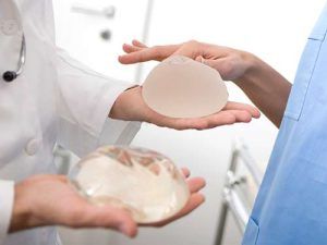 ¿Cómo elegir protesis de pecho?