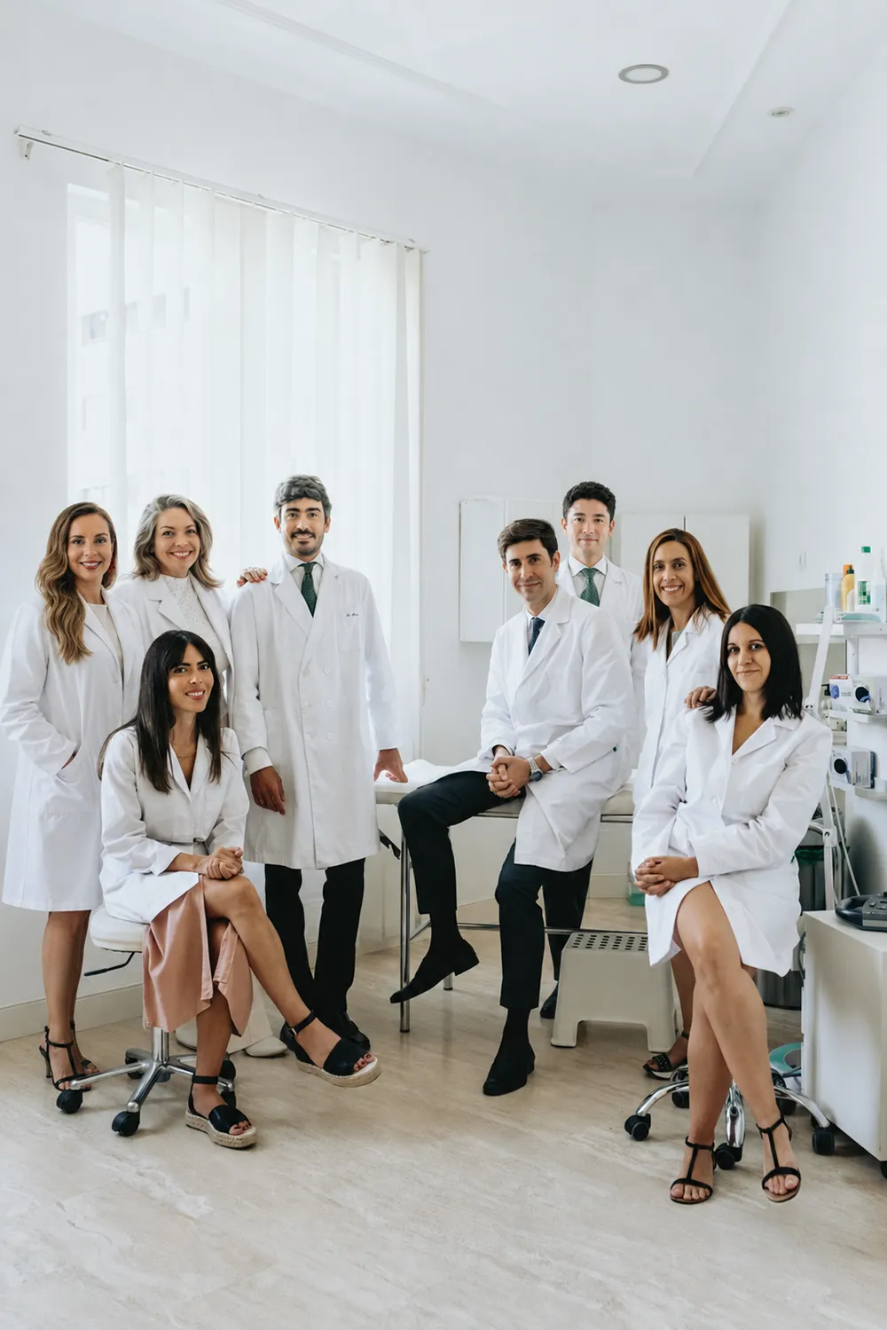 Equipo Doctor Aso Mejor Cirujano Plástico en Madrid