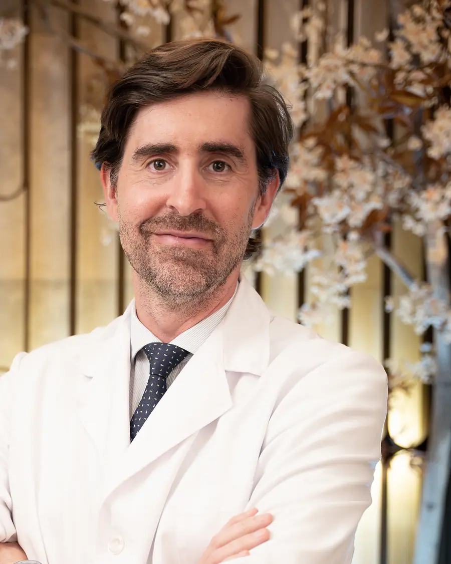 Dr. Jorge Aso Vizán, cirujano plástico en Madrid